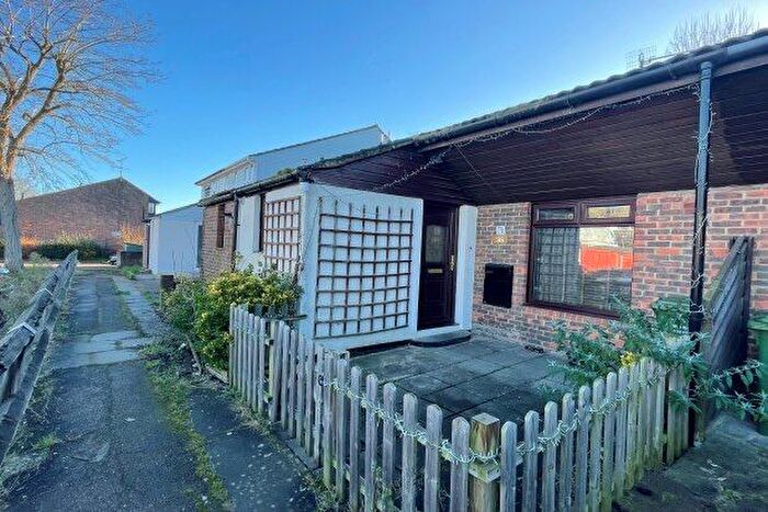 3 Bedroom Property To Rent In Briscoe Road, Basildon, SS13