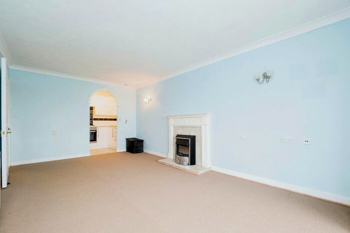 1 Bedroom Flat For Sale In Flat Fentiman Way, Hornchurch, RM11