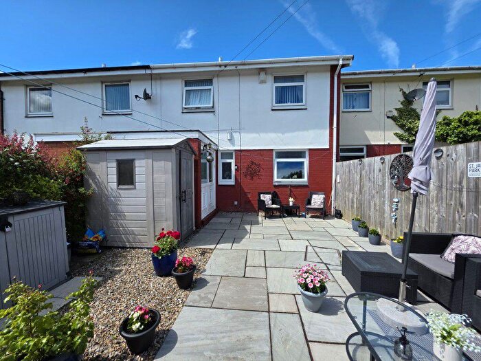 3 Bedroom Terraced House For Sale In Derwent Gardens, Wallsend, NE28