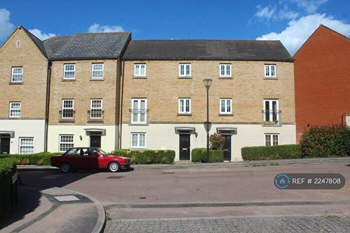 2 Bedroom Terraced House To Rent In Harlow Crescent, Oxley Park, Milton Keynes, MK4