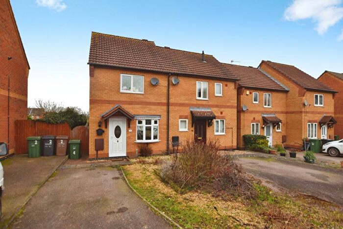 2 Bedroom Semi Detached House For Sale In Pine Close, Loughborough, LE11