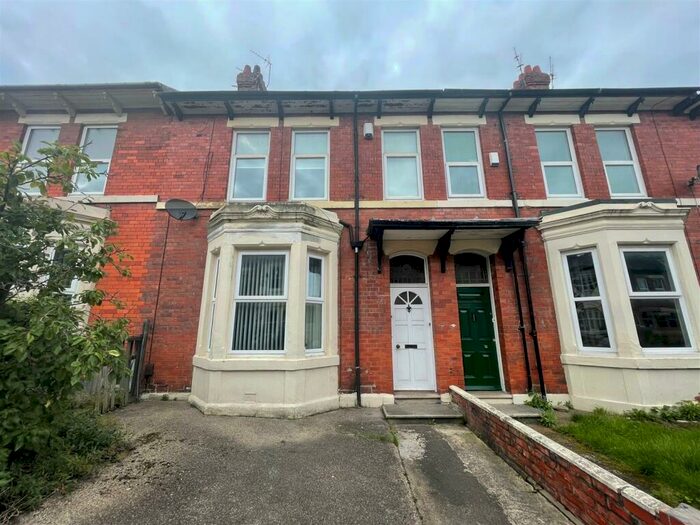 3 Bedroom Flat To Rent In Cavendish Place, Jesmond, Newcastle Upon Tyne, NE2