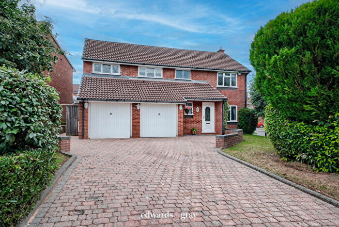 5 Bedroom Detached House For Sale In Fourlands Avenue, Sutton Coldfield, B72