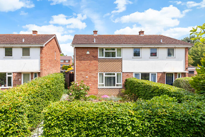 3 Bedroom Semi-Detached House For Sale In Windrush Road, Berinsfield, OX10
