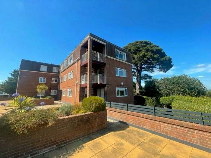 2 Bedroom Flat To Rent In Southbourne, BH6