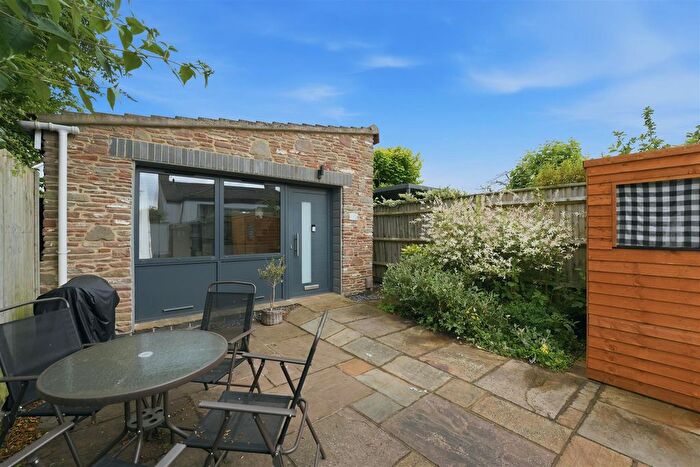 2 Bedroom Detached Bungalow For Sale In Watleys End Road, Winterbourne, Bristol, BS36