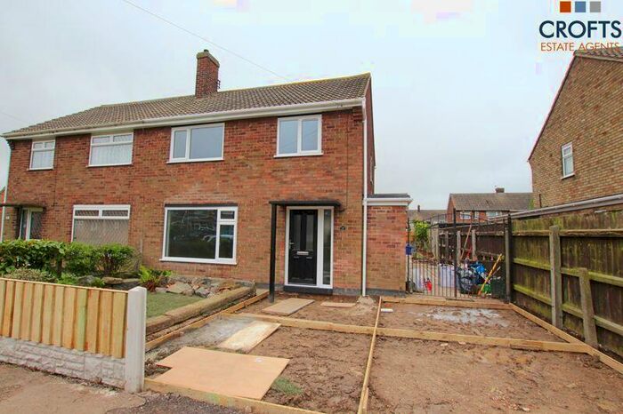 3 Bedroom Semi-Detached House To Rent In Brewster Avenue, Immingham, DN40