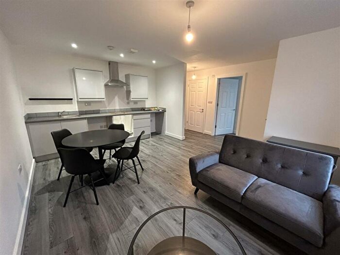 1 Bedroom Apartment To Rent In Swan House, Swan Street, Ashton-Under-Lyne, OL6