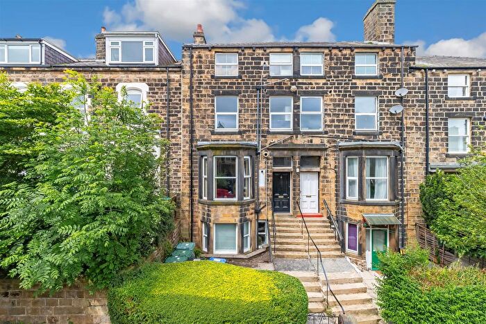 1 Bedroom Flat For Sale In Tivoli Place, Ilkley, LS29