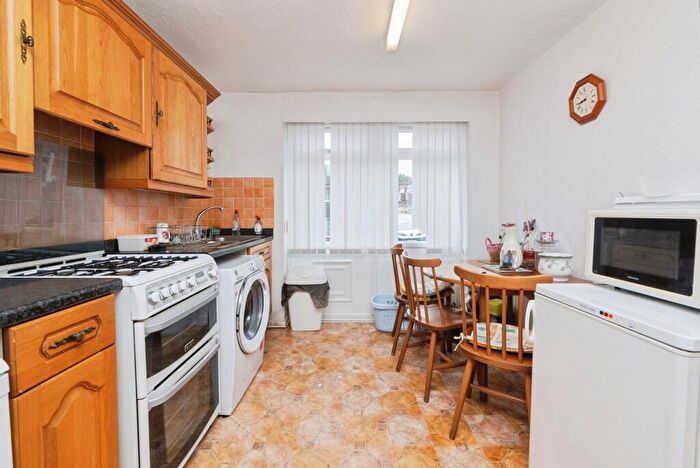 3 Bedroom End Of Terrace House For Sale In Clayfield Road, Bristol, BS4