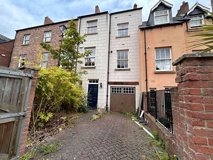 5 Bedroom House To Rent In Highgate, Durham, DH1