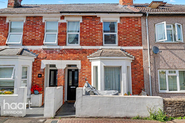 3 Bedroom Terraced House For Sale In North Street, Swindon, SN1
