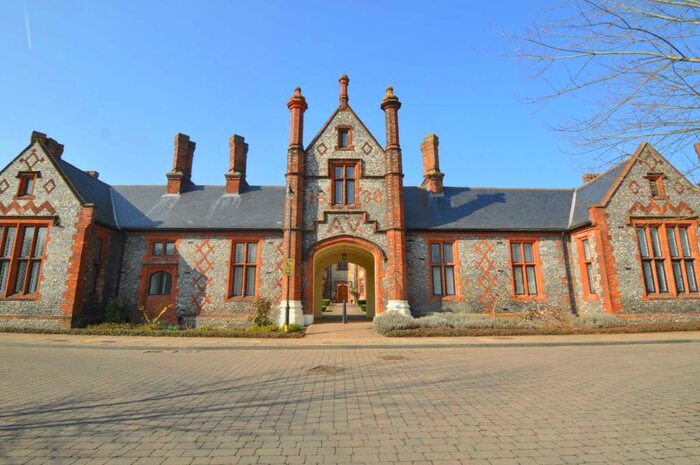 2 Bedroom Apartment To Rent In Gilbert Scott Court, Whielden Street, Old Amersham., HP7