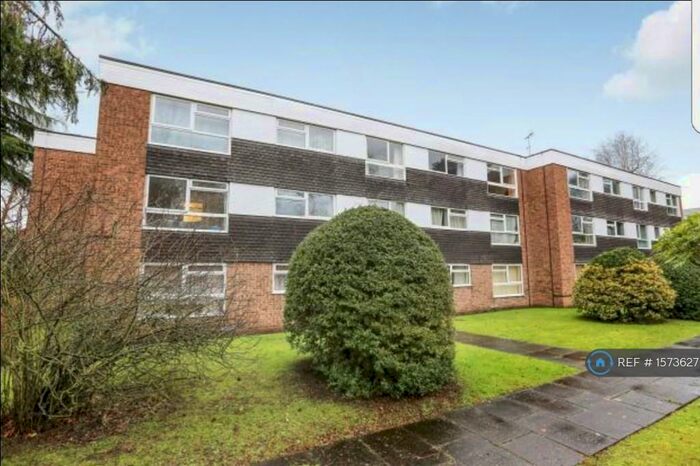 2 Bedroom Flat To Rent In Comberton Road, Kidderminster, DY10