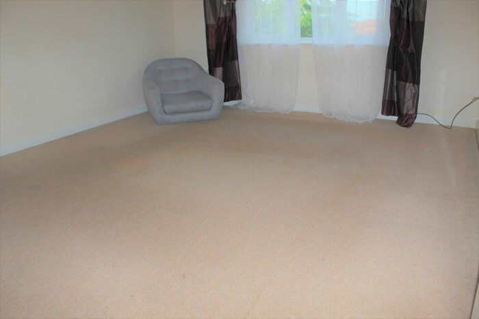 1 Bedroom Flat To Rent In Pound Lane, London, NW10