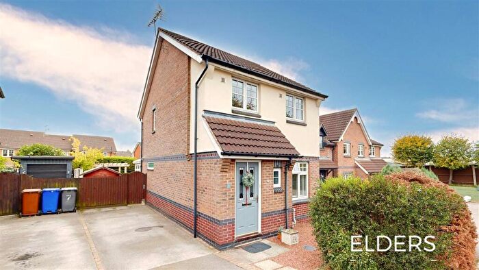 3 Bedroom Town House For Sale In Walker Close, Ilkeston, DE7