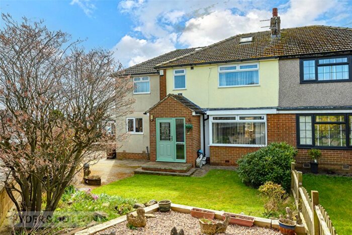 4 Bedroom Semi Detached House For Sale In Deer Croft Crescent, Salendine Nook, Huddersfield, West Yorkshire, HD3