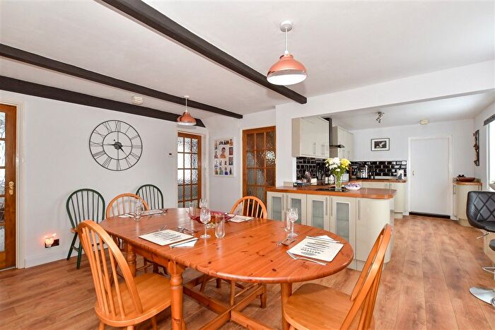 4 Bedroom Detached House For Sale In Mark Cross, Crowborough, East Sussex, TN6