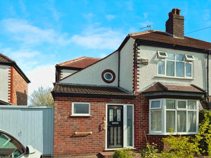 3 Bedroom Semi-Detached House To Rent In Brayton Avenue, Manchester, Greater Manchester, M20