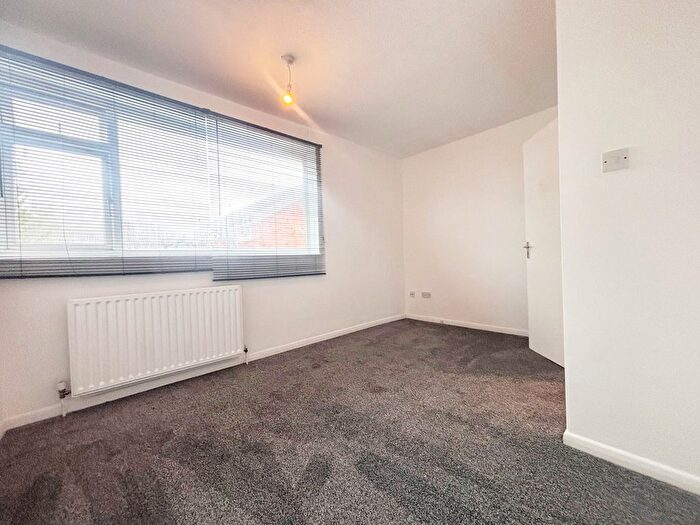 2 Bedroom End Of Terrace House To Rent In Windsor Close, Quorn, LE12