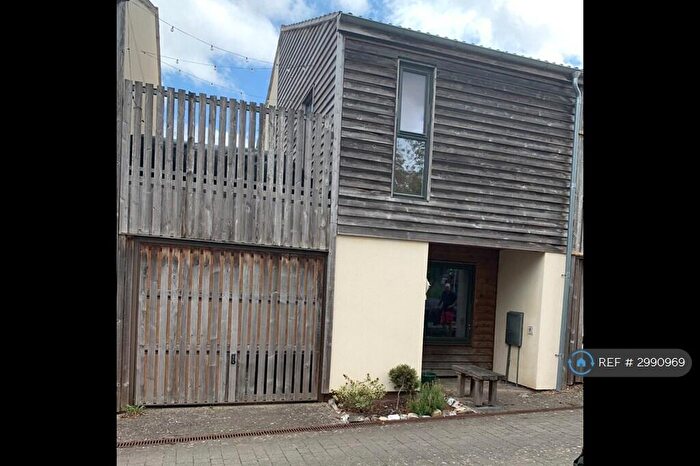 2 Bedroom Terraced House To Rent In Elgin Grove, Street, BA16