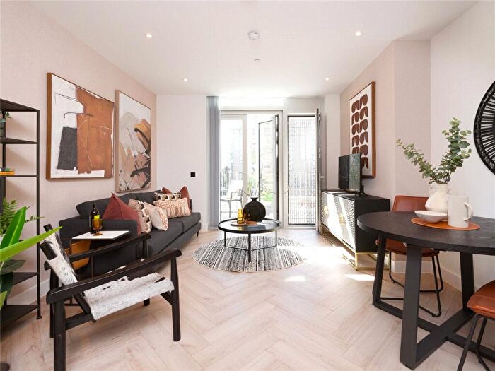 1 Bedroom Apartment For Sale In Bankside, Colliers Yard, Manchester, Greater Manchester, M3