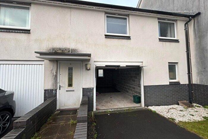 2 Bedroom Maisonette To Rent In Bellerphon Court, Swansea, SA1