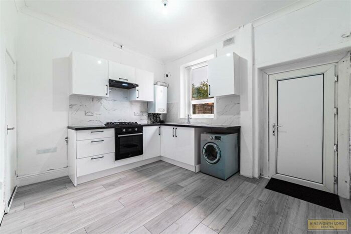 2 Bedroom Terraced House To Rent In Bright Street, Darwen, BB3