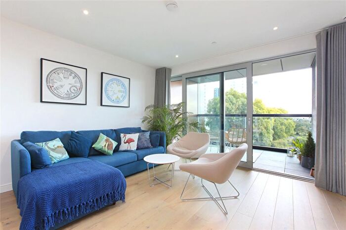 1 Bedroom Flat To Rent In Bronze Building, Buckhold Road, Wandsworth, London, SW18