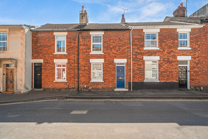 2 Bedroom Terraced House For Sale In North Street, Old Town, Swindon, SN1