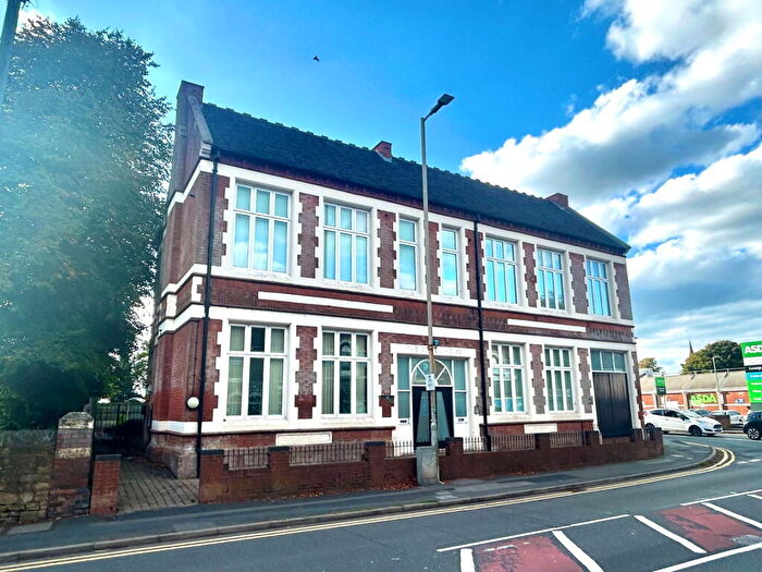 2 Bedroom Duplex For Sale In Holborn House, High Holborn, Sedgley, DY3