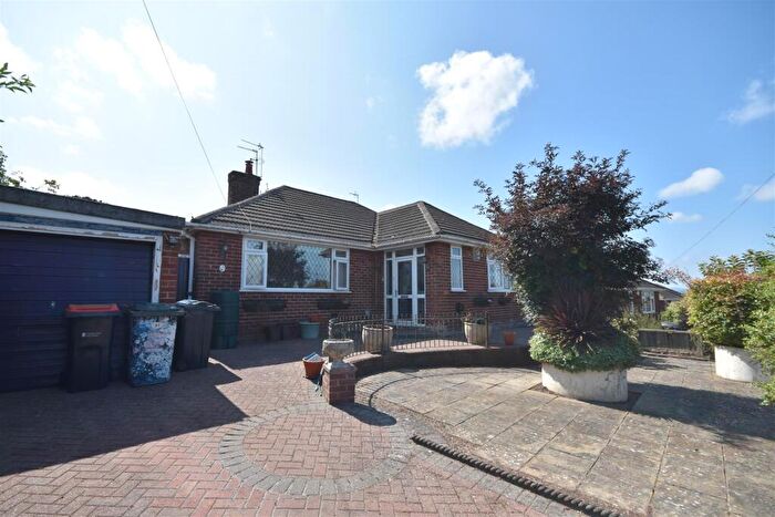 3 Bedroom Detached Bungalow For Sale In Dunraven Road, Little Neston, Neston, CH64