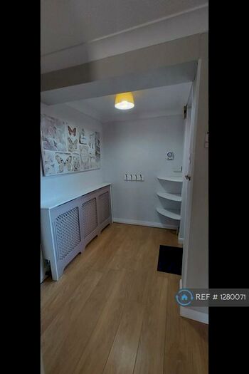 3 Bedroom Terraced House To Rent In Willingham Street, Grimsby, DN32