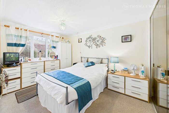 1 Bedroom Retirement Property For Sale In Back Street, Biggleswade, Bedfordshire, SG18 - Photo 5