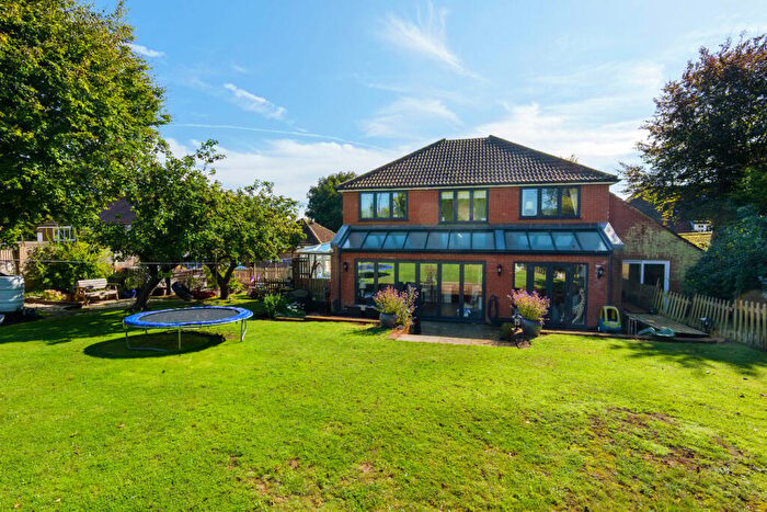 5 Bedroom Detached House For Sale In Sandling Road, Lyminge, Folkestone, CT18
