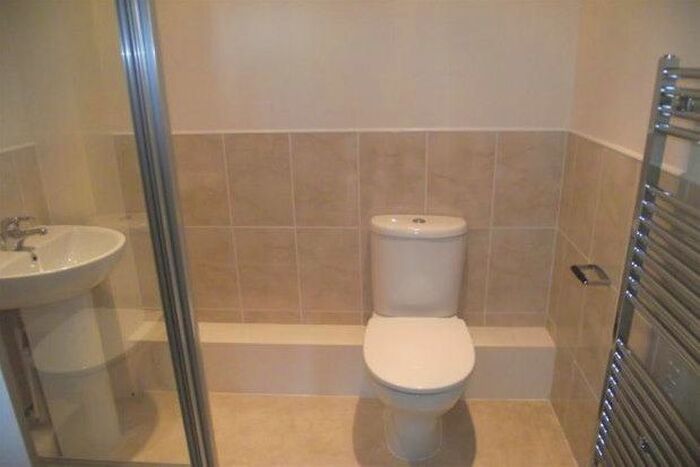 2 Bedroom Flat To Rent In Llys Aber, Bagillt, CH6