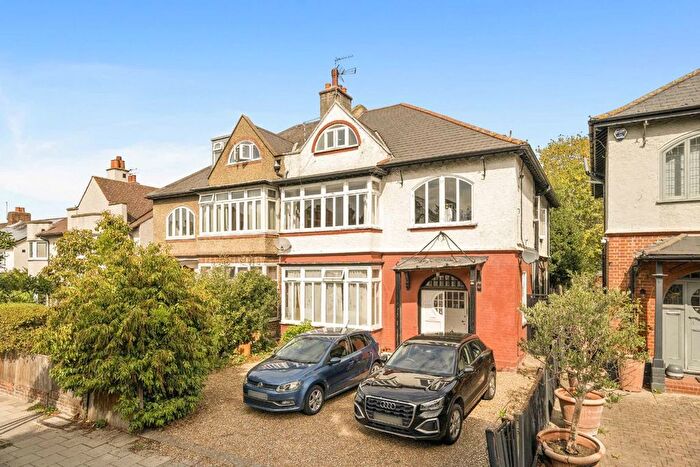 1 Bedroom Flat For Sale In Prentis Road, Streatham, SW16