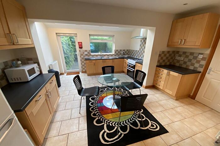 3 Bedroom Semi-Detached House To Rent In Winster Close, Beeston, NG9