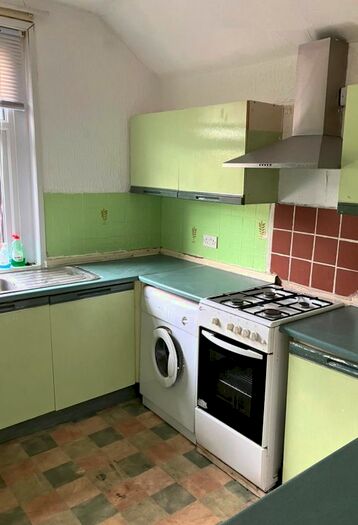 1 Bedroom Flat To Rent In Dogfield Street, Cardiff, CF24