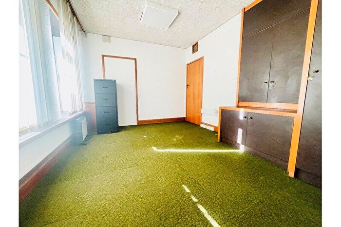 Industrial Property To Rent In Cross Street, Camborne, Cornwall, TR14