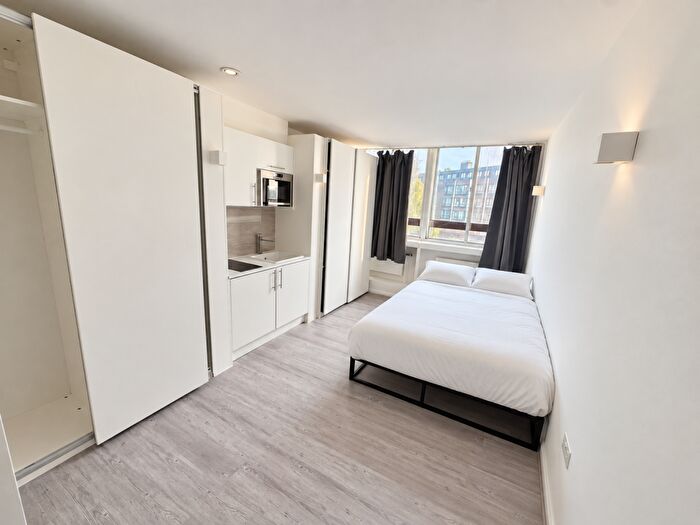 Studio To Rent In College Road, Harrow, HA1