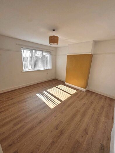 1 Bedroom Flat To Rent In Childwall Parade, Liverpool, L14