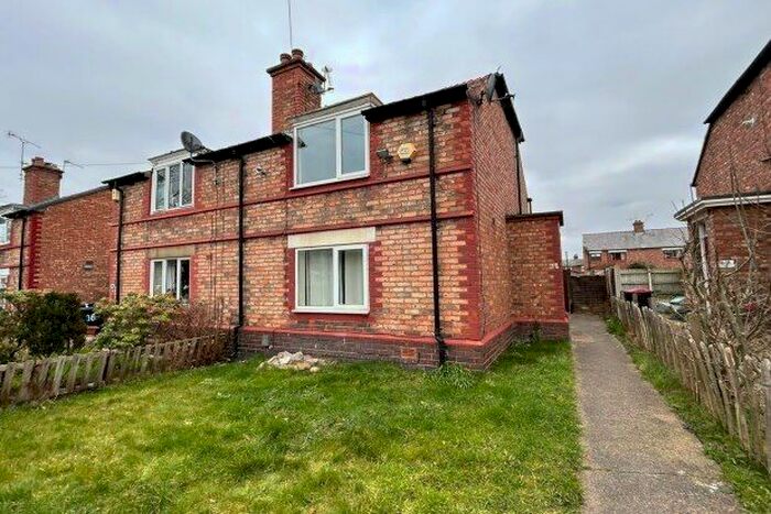2 Bedroom Semi-Detached House To Rent In Earls Gardens, Ellesmere Port, CH65
