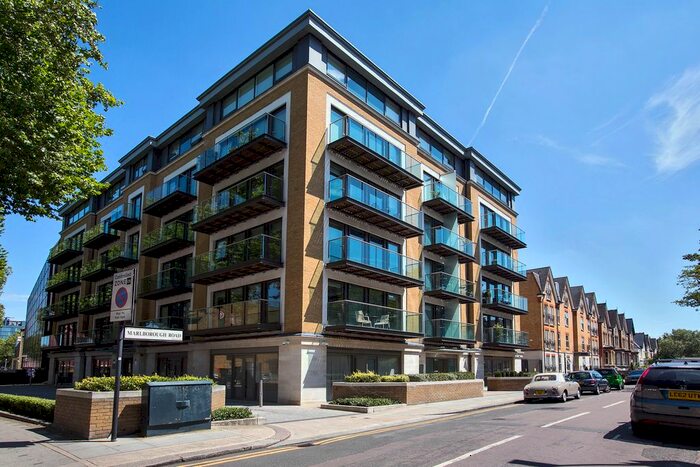 2 Bedroom Flat To Rent In Marlborough Court, Marlborough Road, Chiswick, London, W4