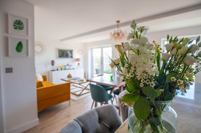 4 Bedroom Detached House For Sale In Causeway End, Nr Malmesbury, SN15