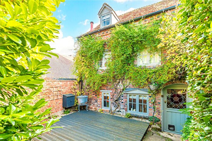 2 Bedroom Detached House For Sale In Hyde Lane, Marlborough, Wiltshire, SN8