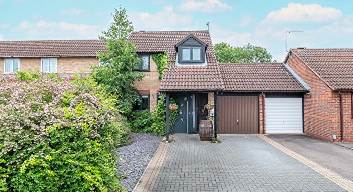 3 Bedroom Terraced House For Sale In Ashford Lea, Desborough, NN14