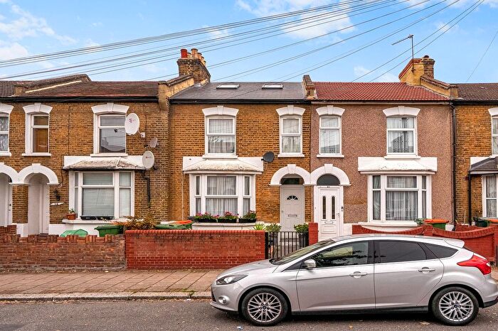 5 Bedroom Terraced House For Sale In West Road, London, E15