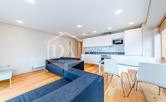 5 Bedroom Terraced House To Rent In Miranda Road, Archway, London, N19