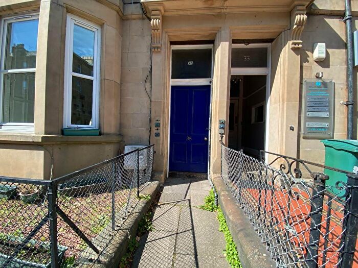 4 Bedroom Flat To Rent In Polwarth Gardens, Polwarth, Edinburgh, EH11